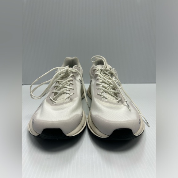 Mens On Running Cloudnova Form White Low Top Sneaker Everyday/Travel Cushion 8.5 - Picture 5 of 13